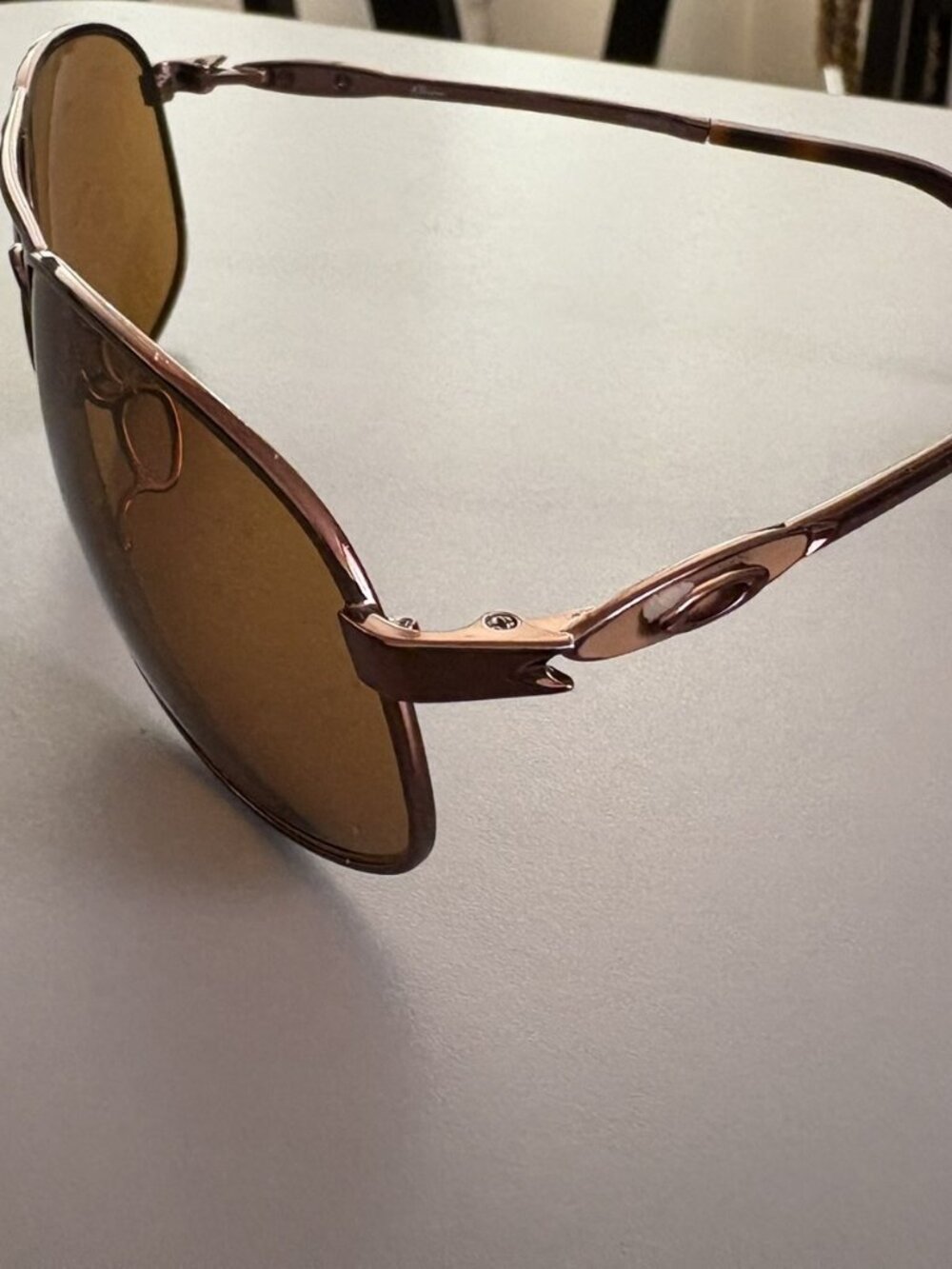 Oakley Rose Gold aviator-style sunglasses (OO4068-02)